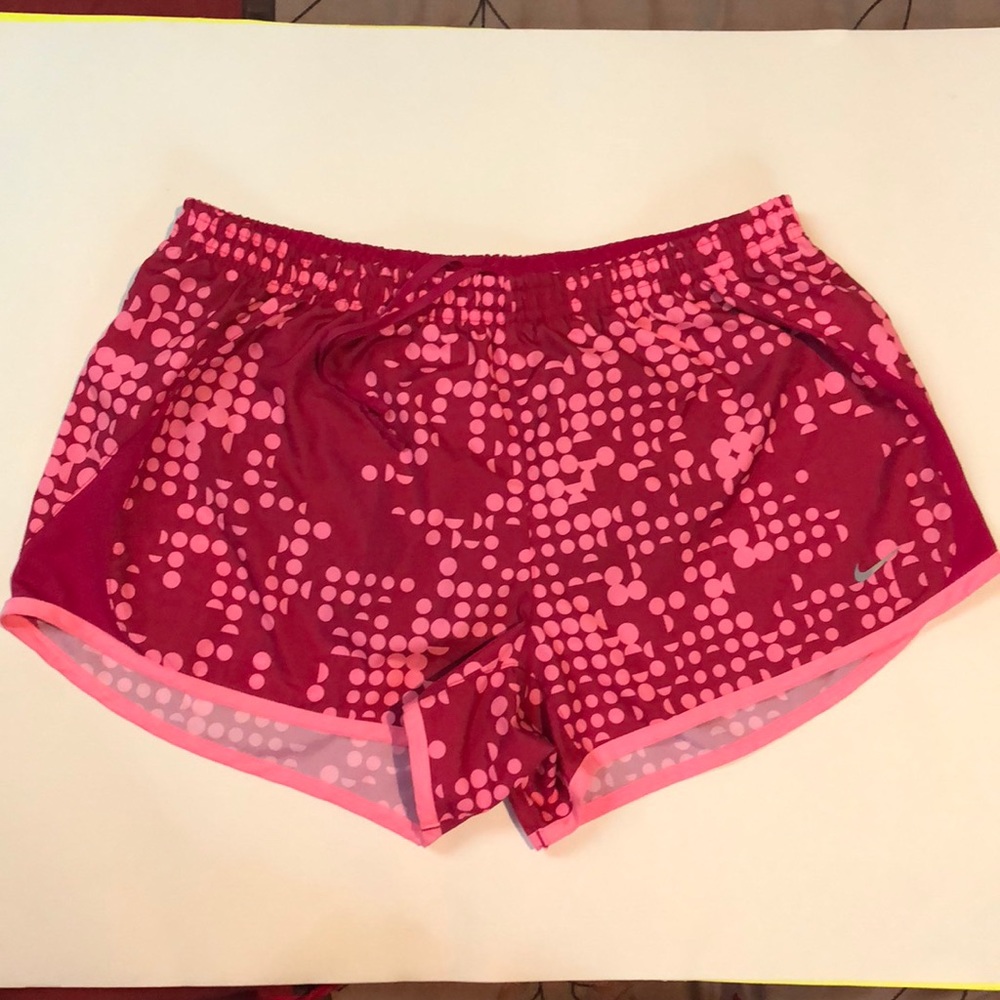 Women’s Nike Running Shorts L
